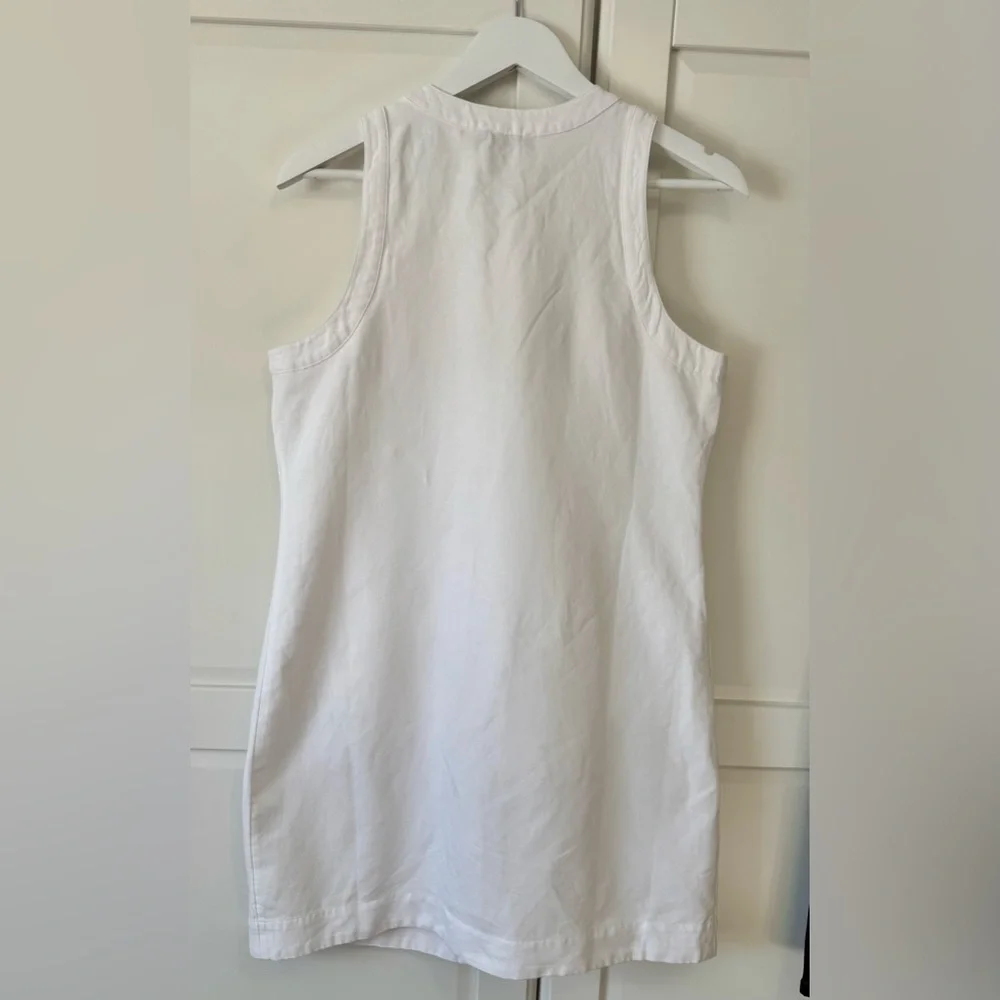 Vineyard Vines Women’s Linen Button Front Shift Dress White with Gold Accent - Picture 4 of 9